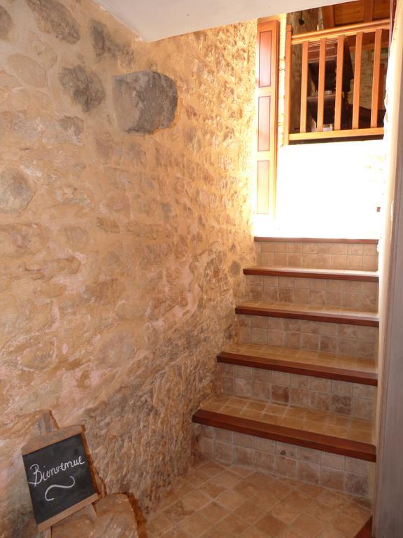 Charmante Maison Troglodyte ヴィトラック エクステリア 写真