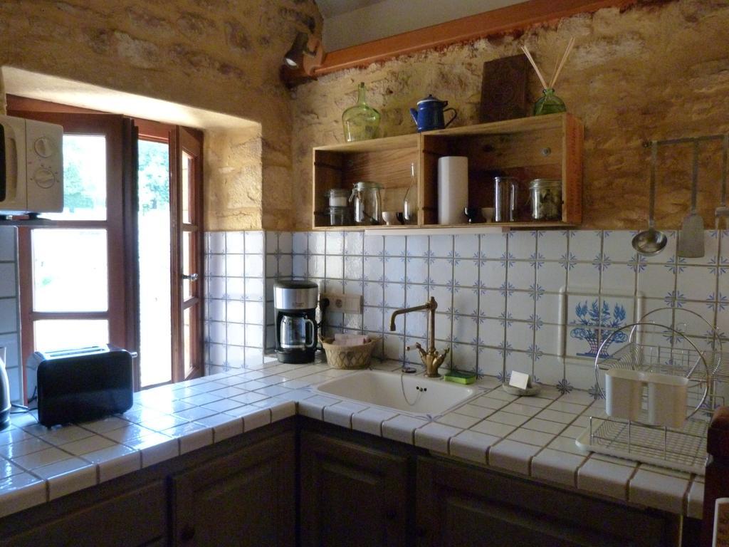 Charmante Maison Troglodyte ヴィトラック エクステリア 写真